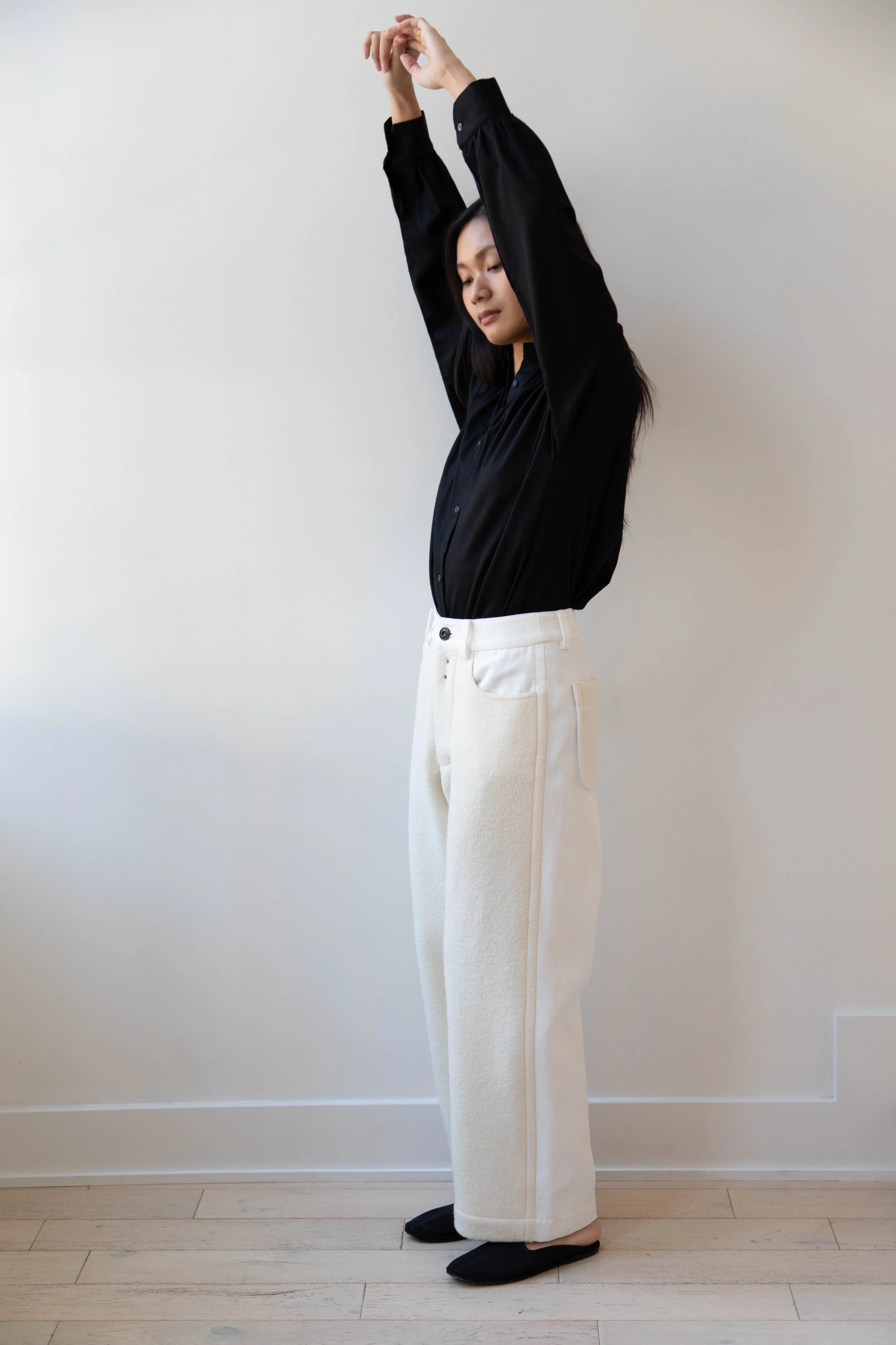 École de Curiosités | Peg Pants in White & Ecru