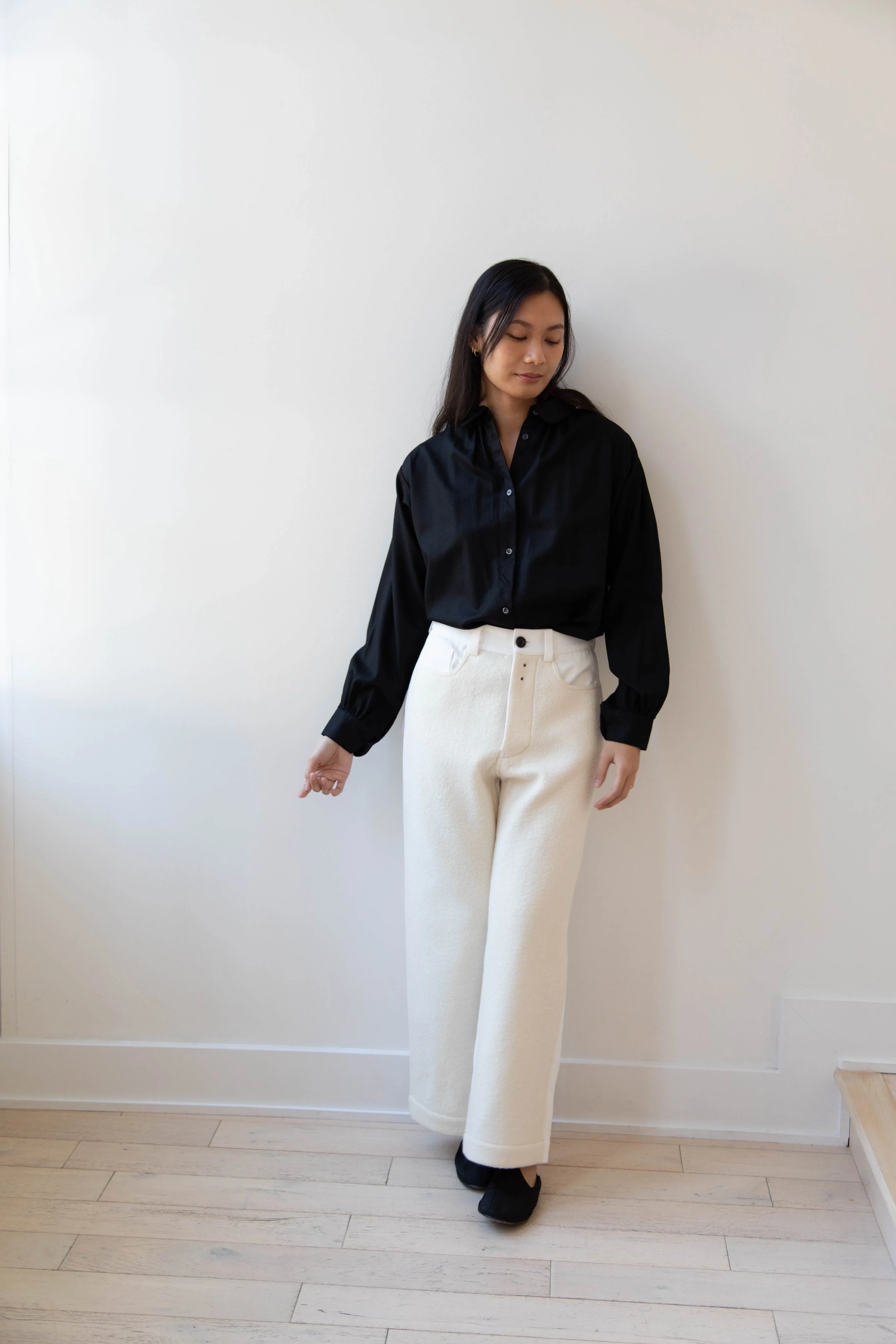 École de Curiosités | Peg Pants in White & Ecru