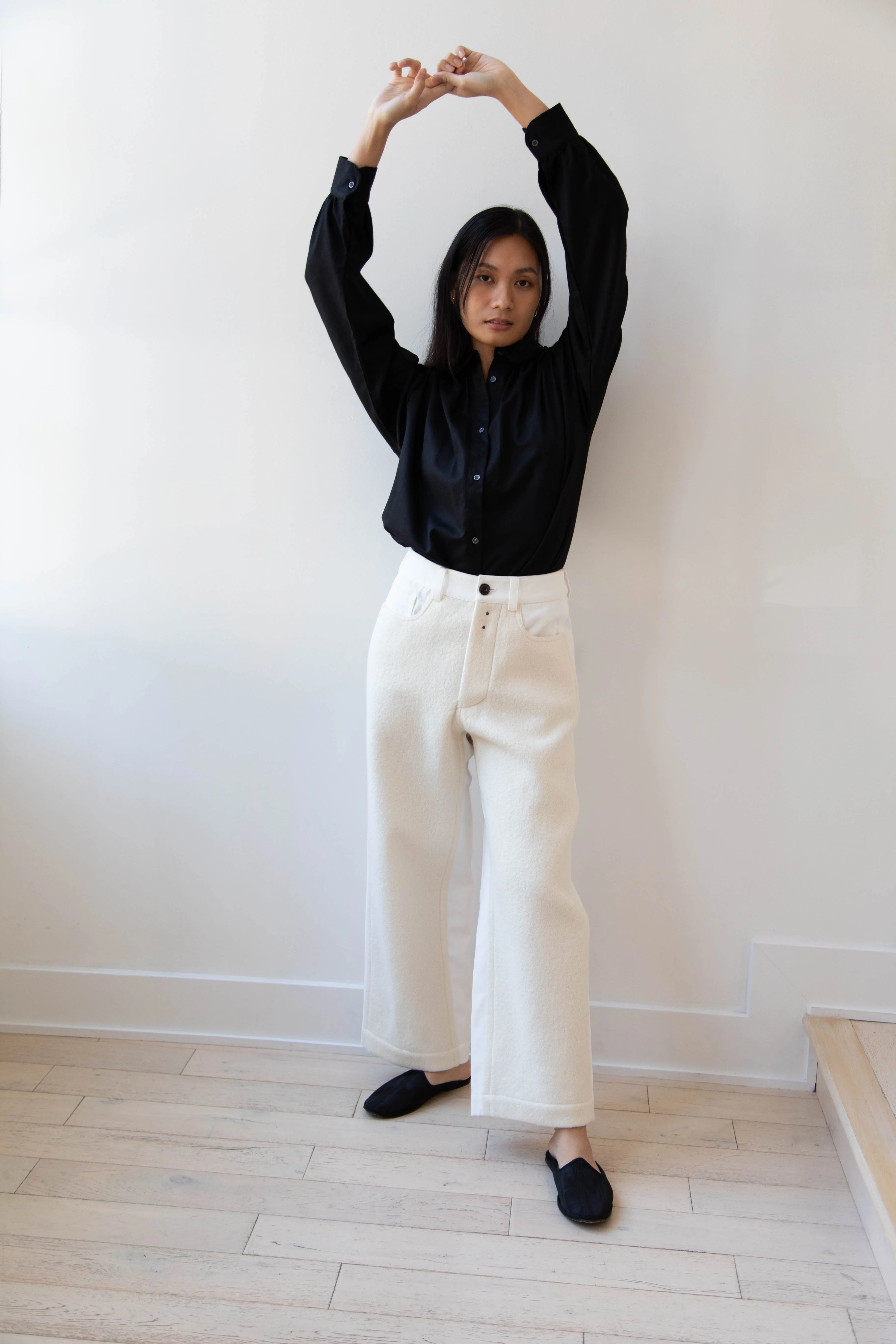 École de Curiosités | Peg Pants in White & Ecru
