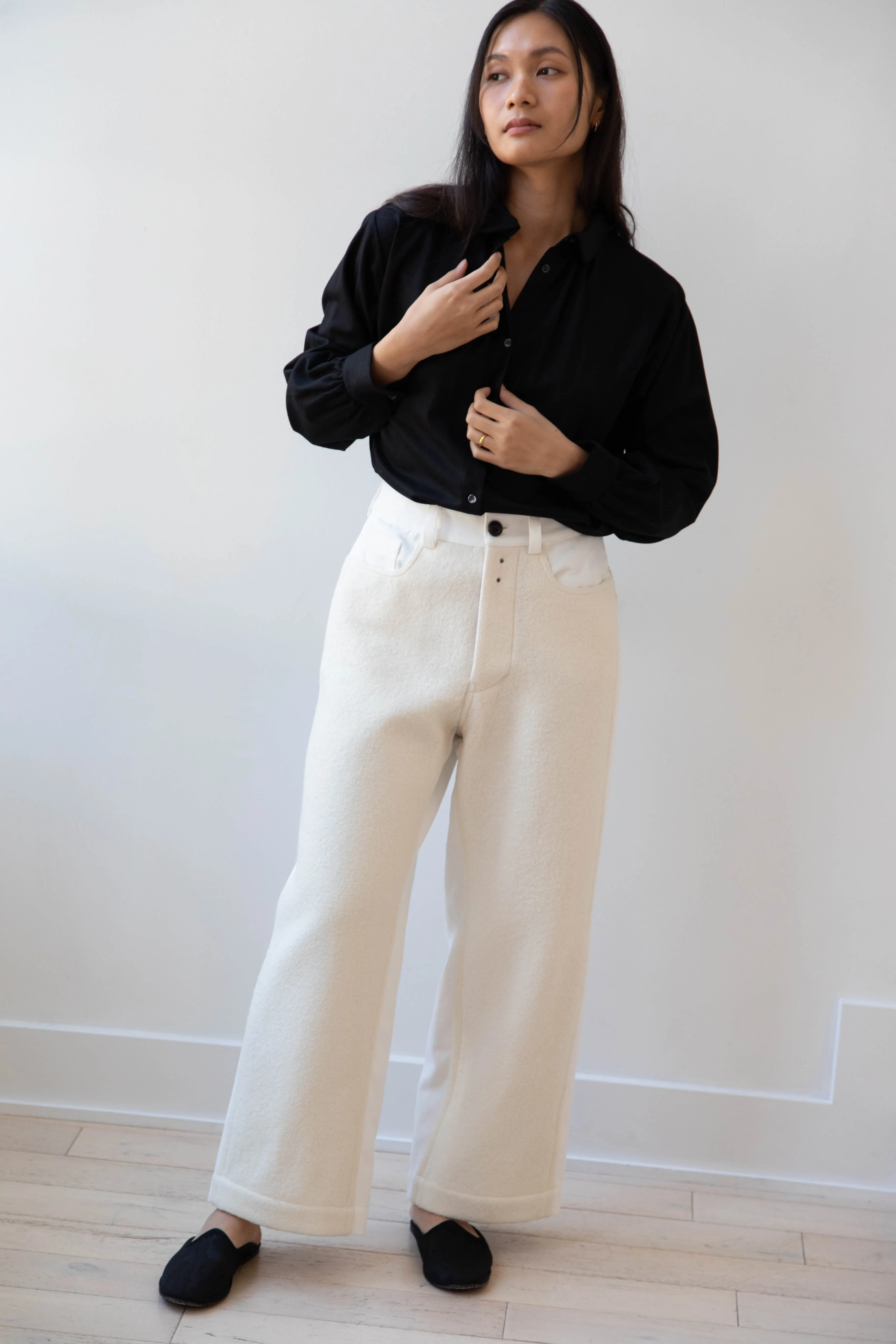 École de Curiosités | Peg Pants in White & Ecru