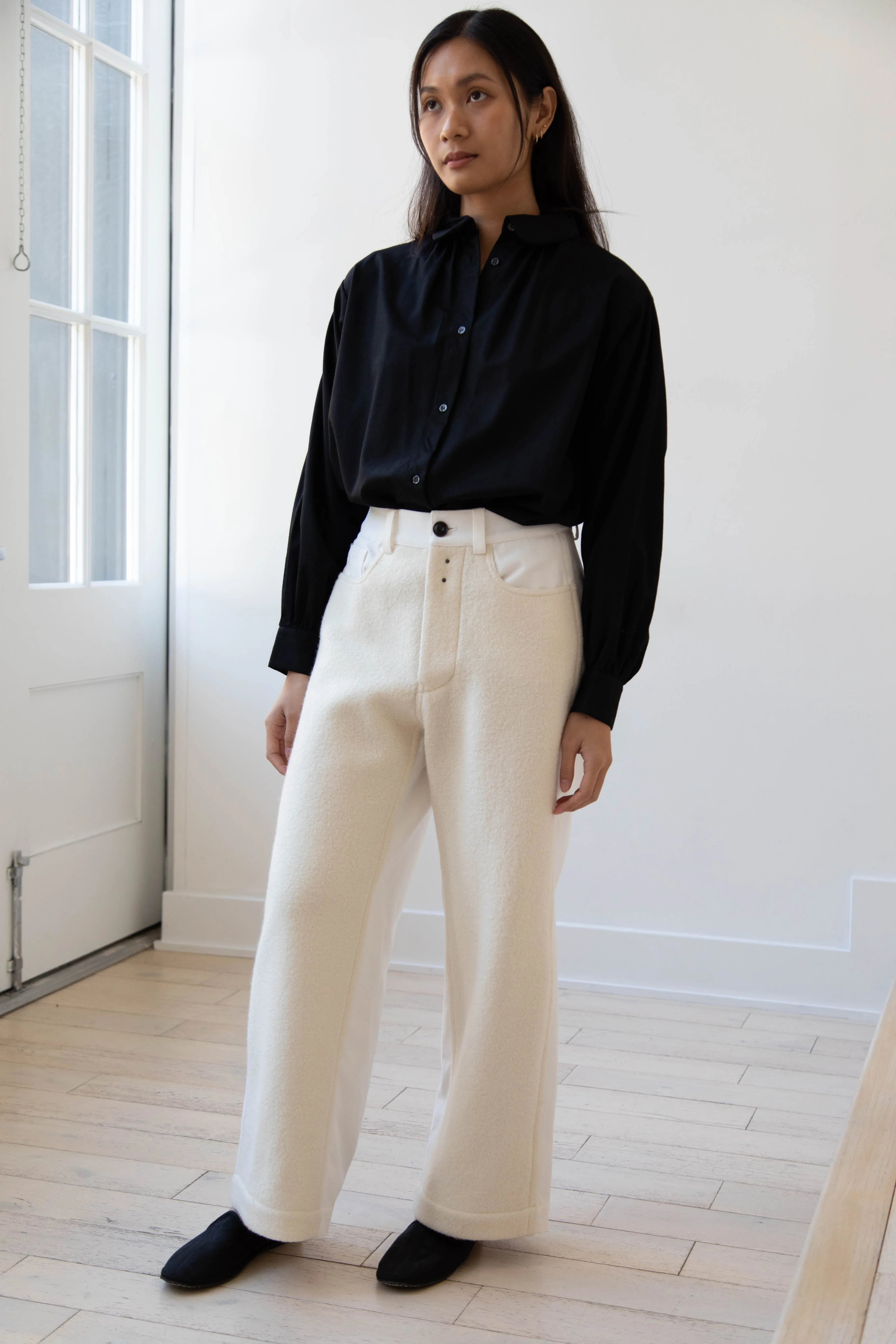 École de Curiosités | Peg Pants in White & Ecru