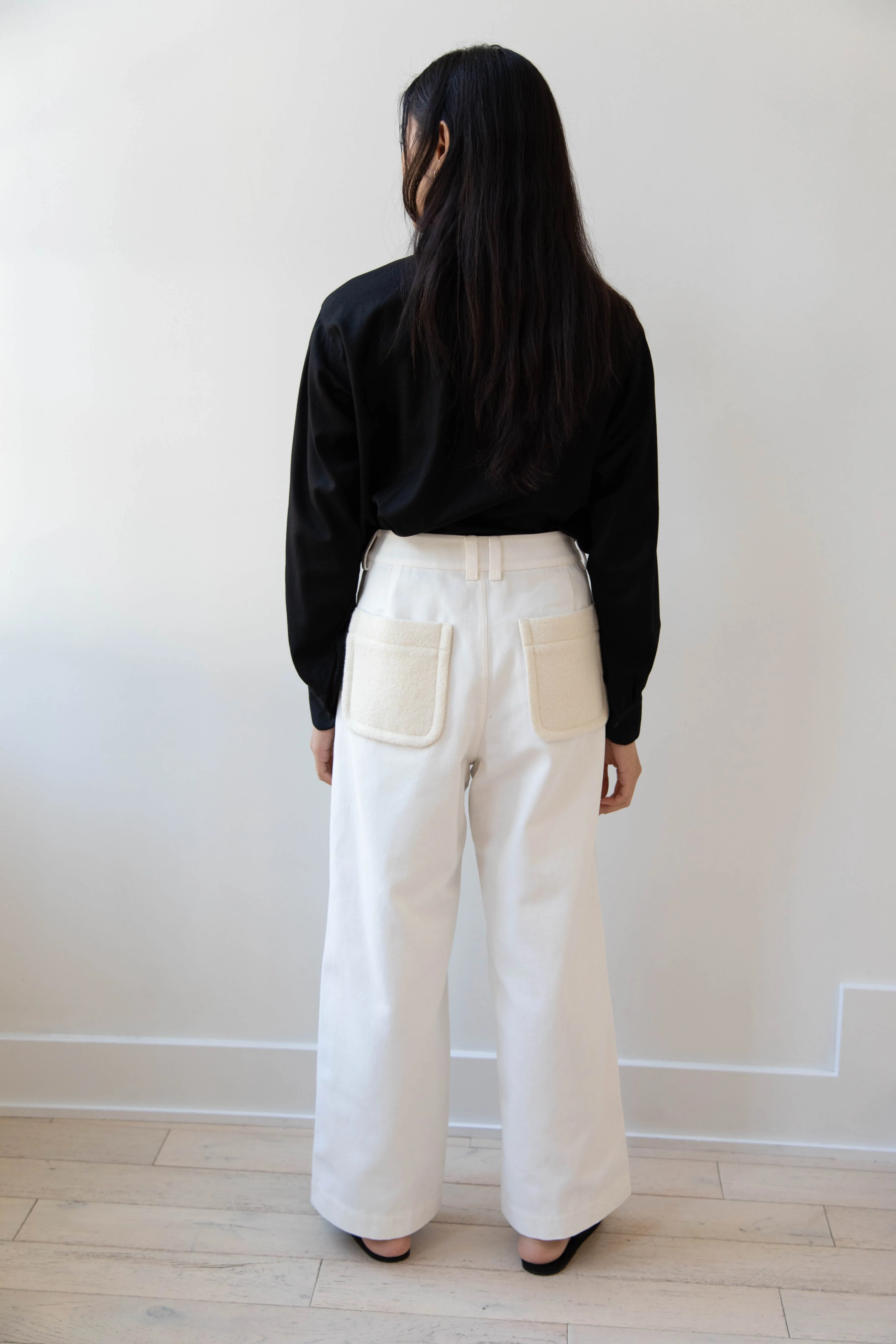 École de Curiosités | Peg Pants in White & Ecru
