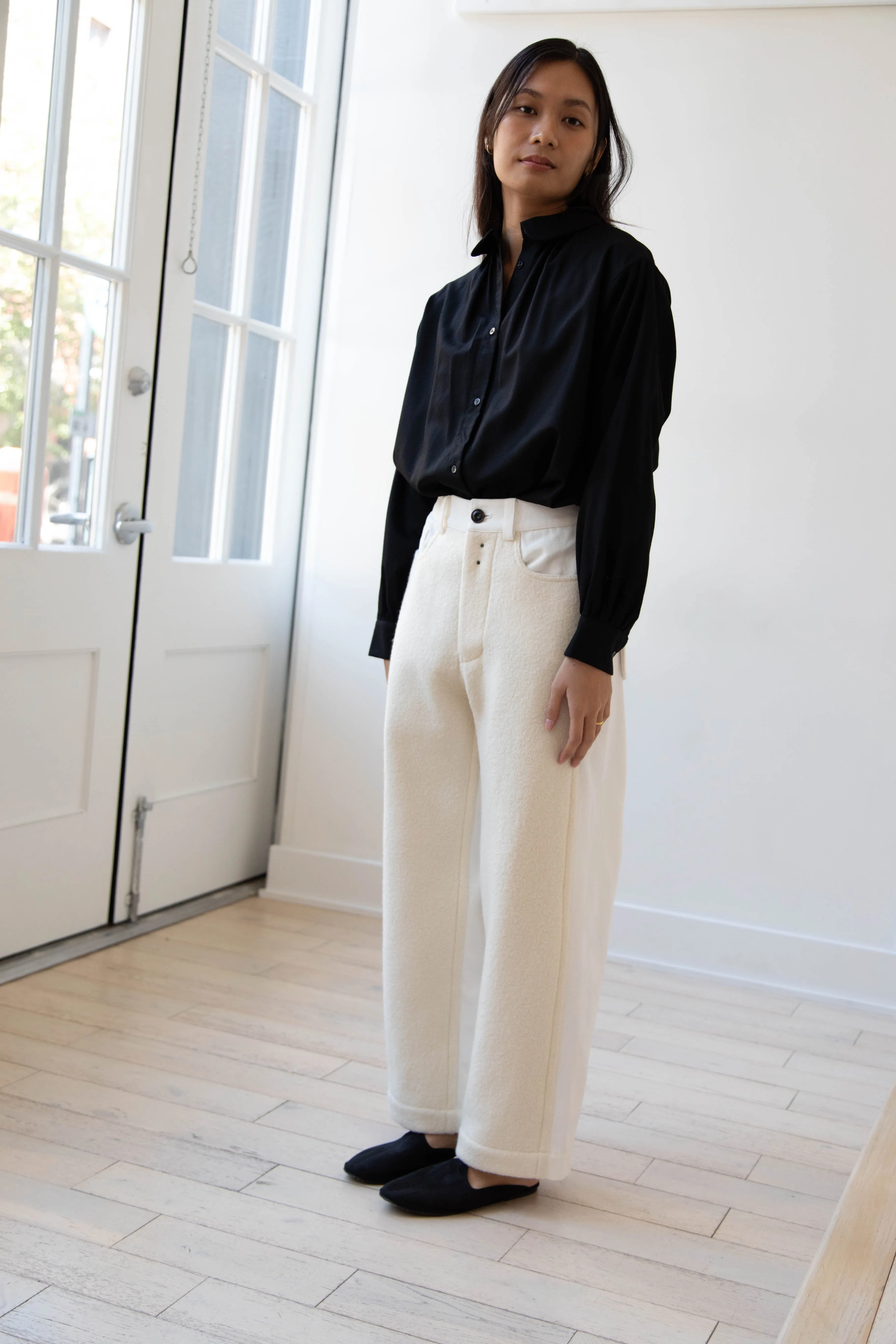 École de Curiosités | Peg Pants in White & Ecru