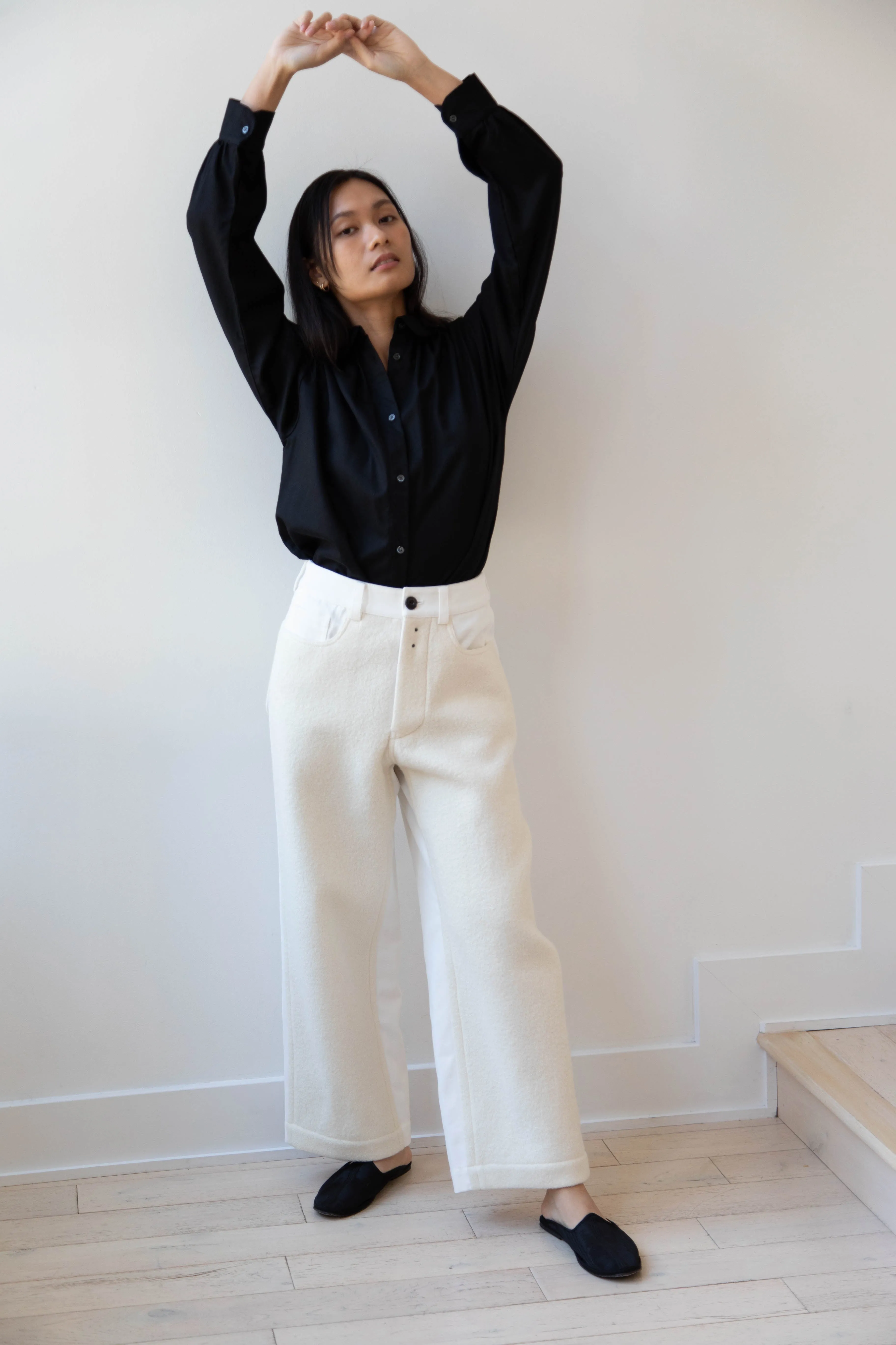 École de Curiosités | Peg Pants in White & Ecru
