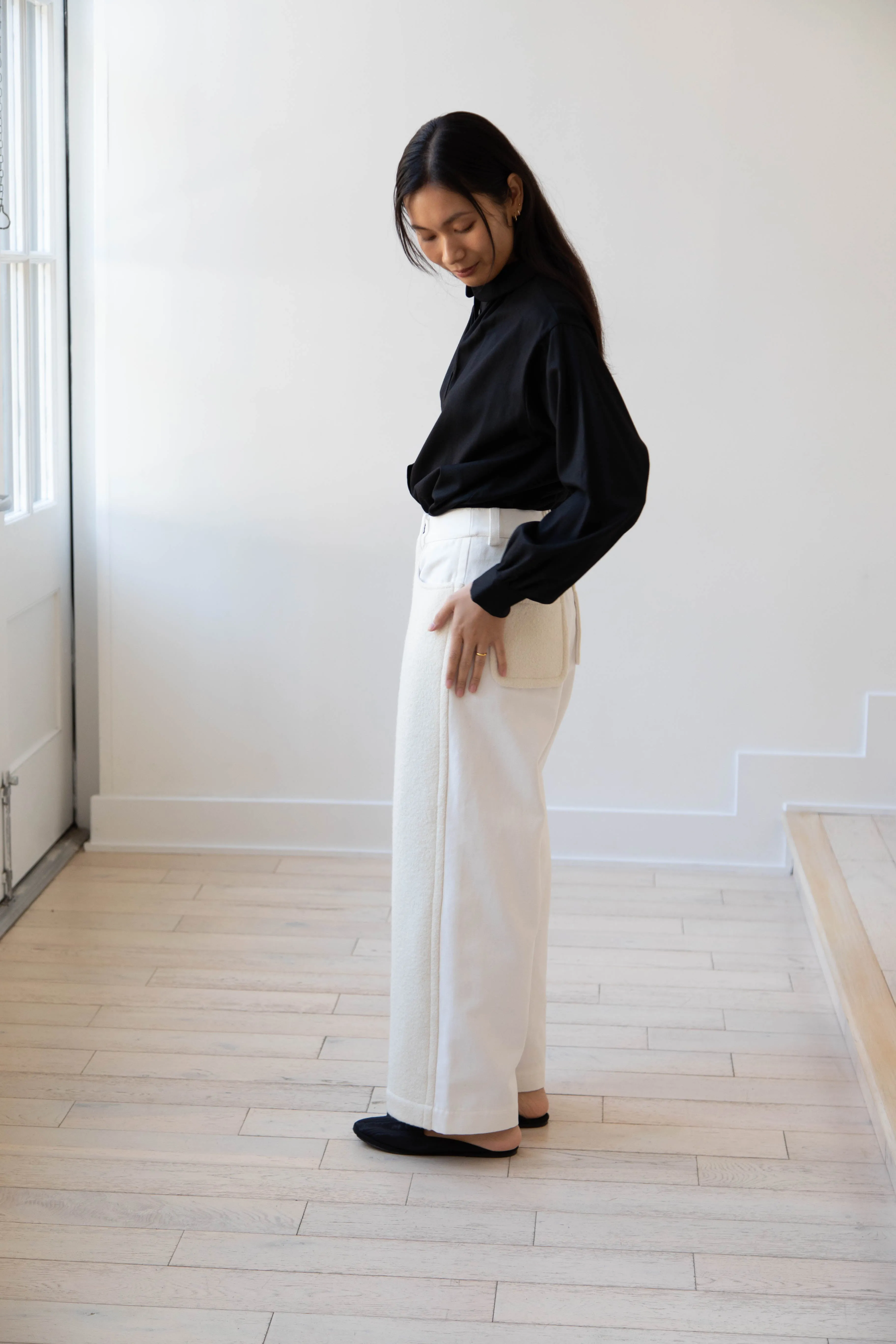 École de Curiosités | Peg Pants in White & Ecru