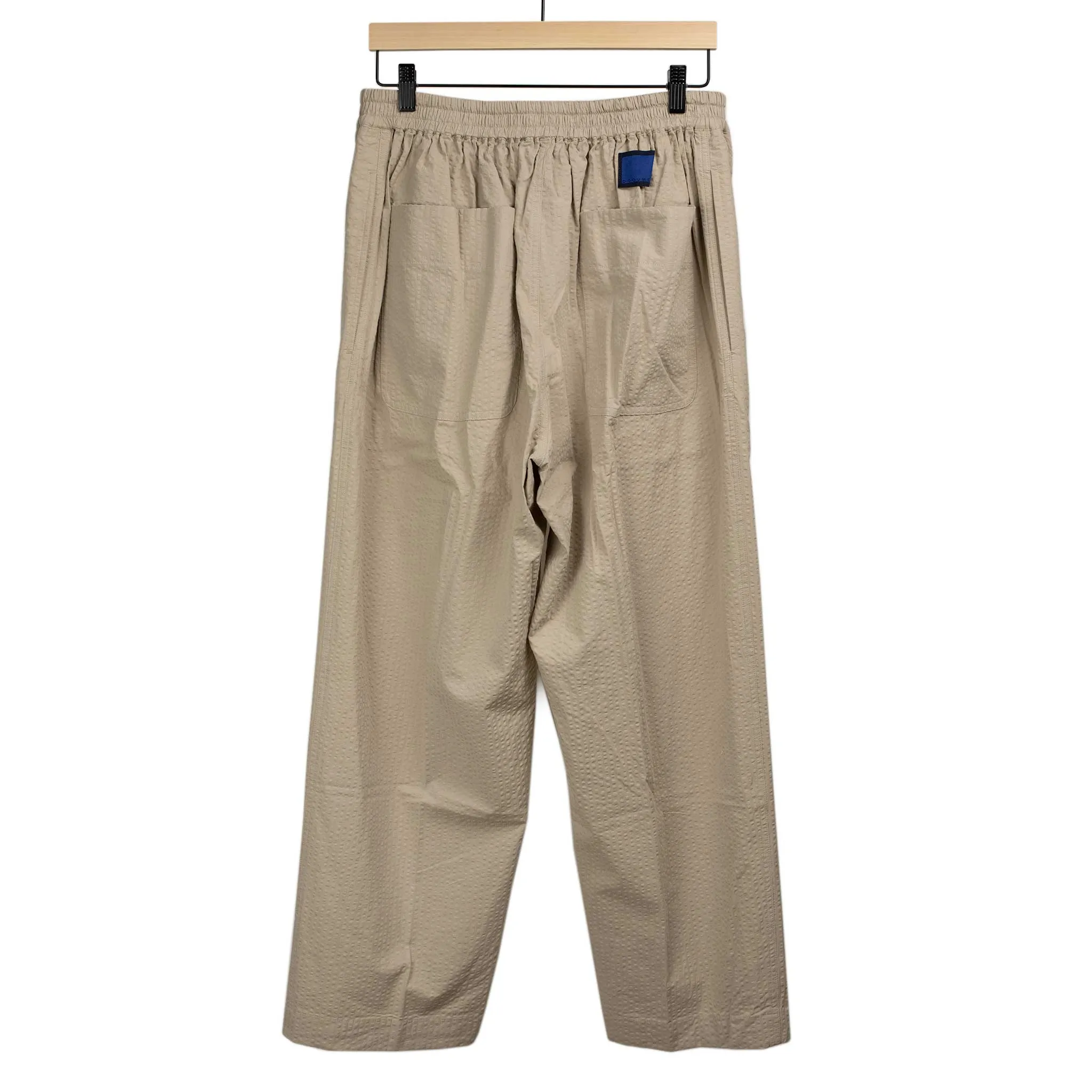 Easy drawstring pants in beige cotton seersucker