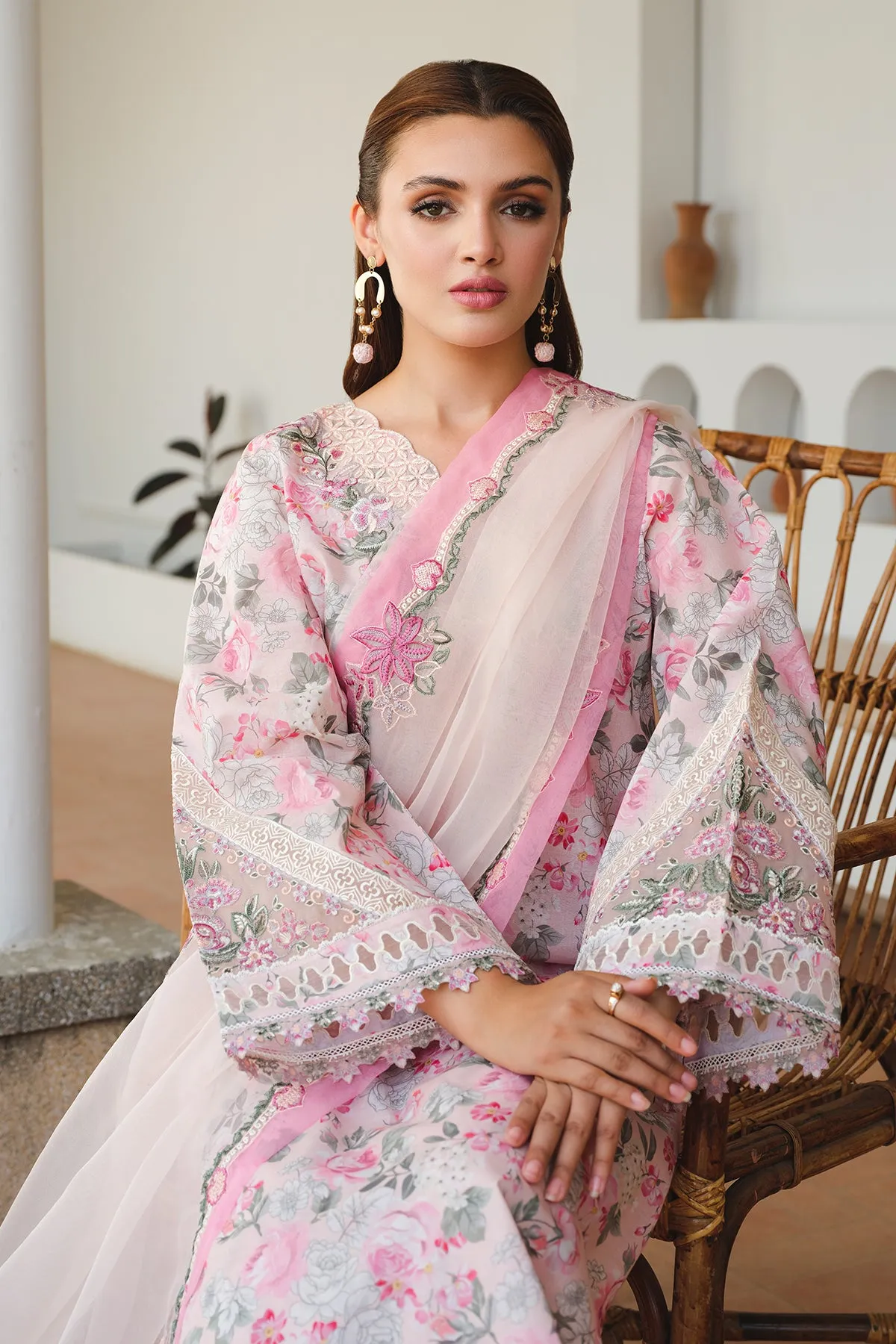 EMBROIDERED PRINTED LAWN UF-650