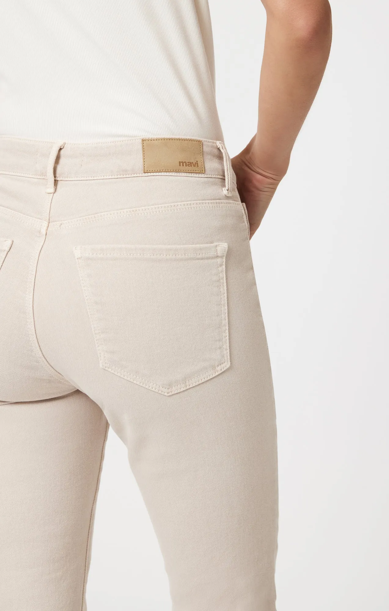 KATHLEEN SLIM BOYFRIEND IN BEIGE FLEX BLUE