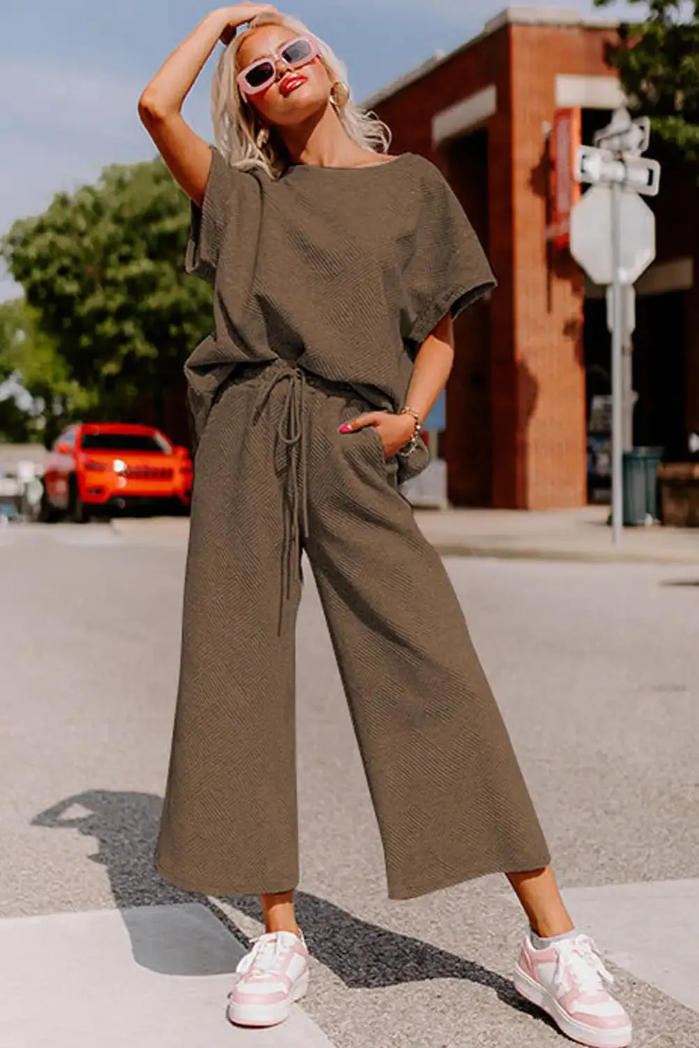 Textured Brown Loose Fit T Shirt and Pants Set